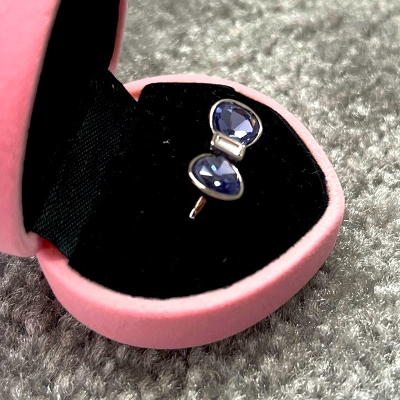 Swarovski Amethyst Crystal Bow Ring US size 6 - Picture 2 of 5